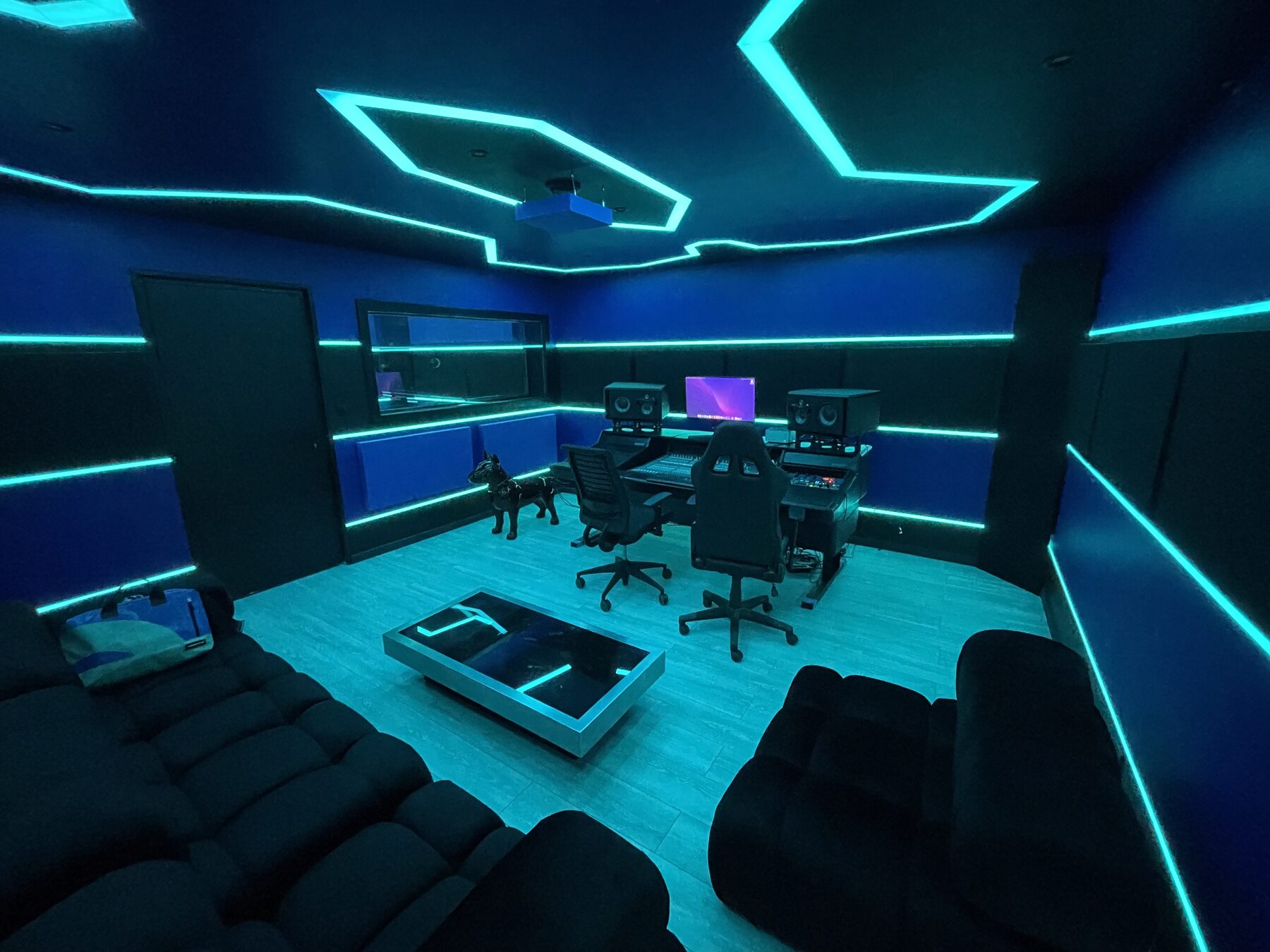 Live room Game of Sound